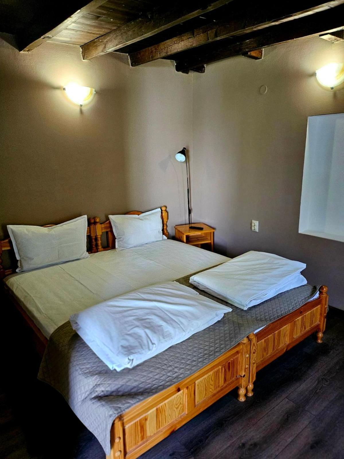 Orehite-Family Hotel ,Food & Pool Bozhichen Bagian luar foto