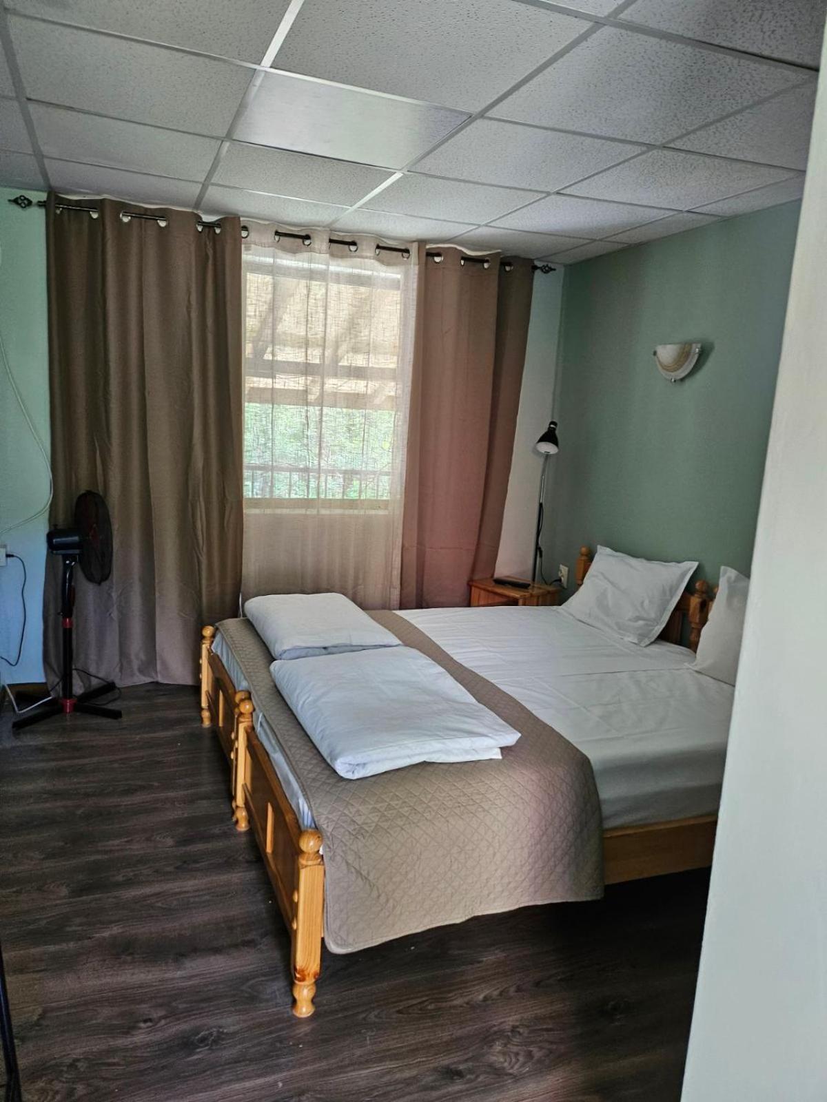 Orehite-Family Hotel ,Food & Pool Bozhichen Bagian luar foto